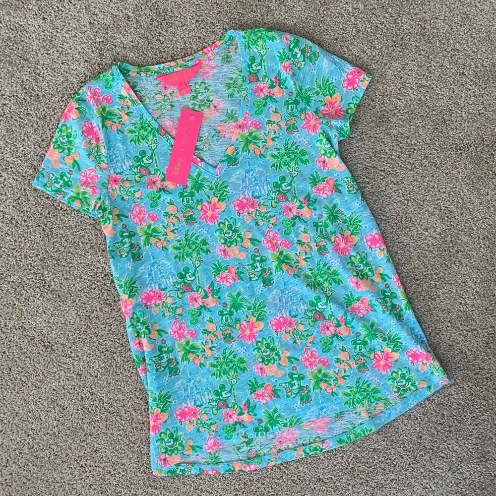 NWT Disney Parks Collection X Lilly Pulitzer Etta V-Neck T-Shirt